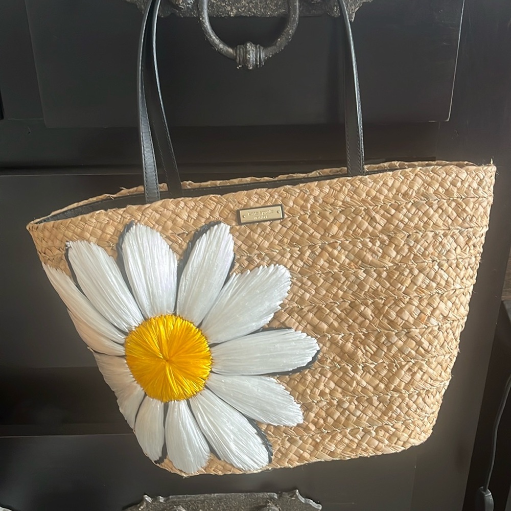 Kate Spade straw handbag with flower